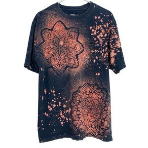 Dickies T-shirt Mens Size Large 1 Pocket Upcycled Floral Black Crewneck Handmade